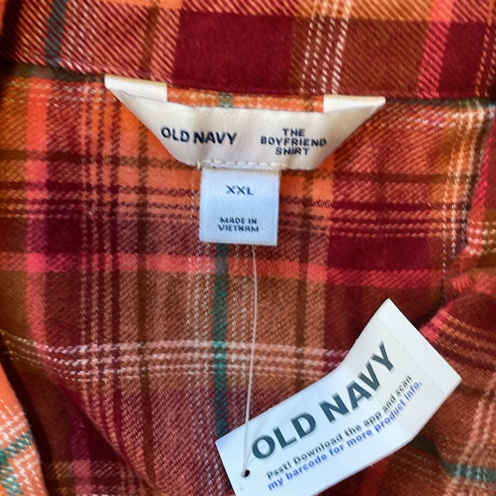 Shirt - Picture 4 of 5